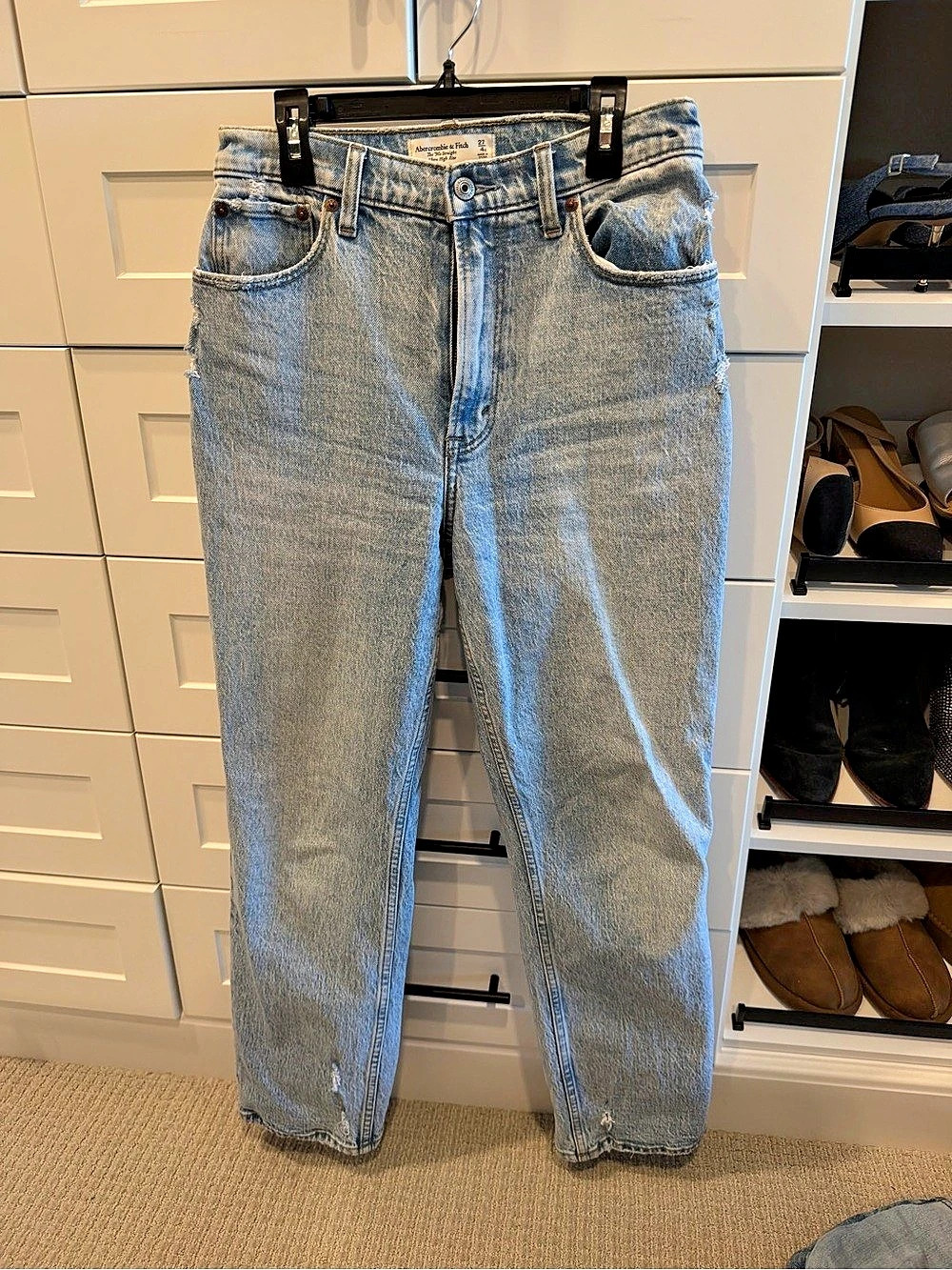 Abercrombie & Fitch Ultra High Rise 90s Straight Jean Straight Leg Blue Like New